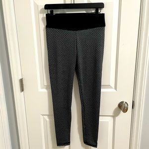 Butt lifting exercise leggings